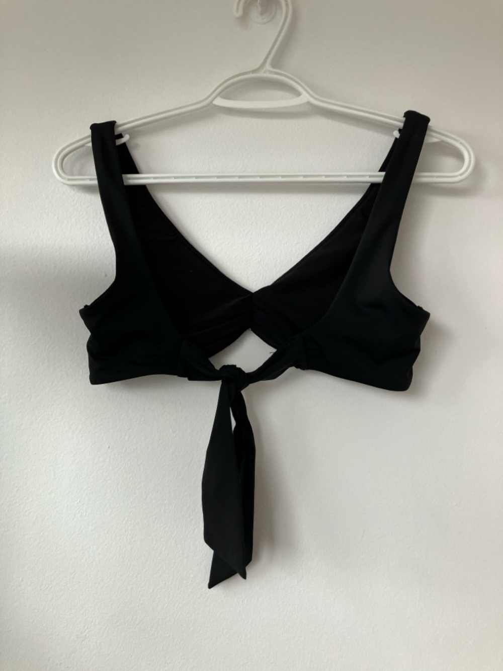 H&M Black Bikini Top w - Picture 2 of 4